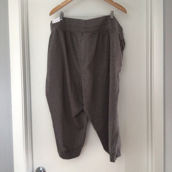 New Livi Active gray joggers, nwt sz 26/28 - Picture 4 of 9